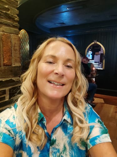 Customer photo review of Face Framing Layers / Clip In Extensions / Human Hair / 14 inches / 15 grams