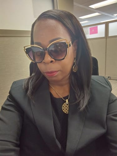 Customer photo review of Shake N Go Organique Weave Clip-In 9 Pcs - YAKY BOUNCE 12"