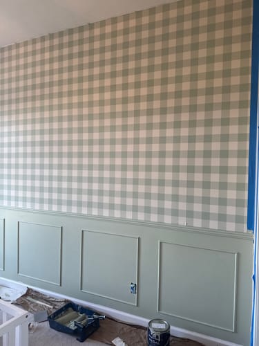 Customer photo review of Faye - Gray Gingham Check Plaid Wallpaper