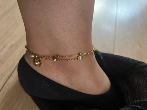 Customer photo review of Floral Pearl Double Chain Anklet - Gold