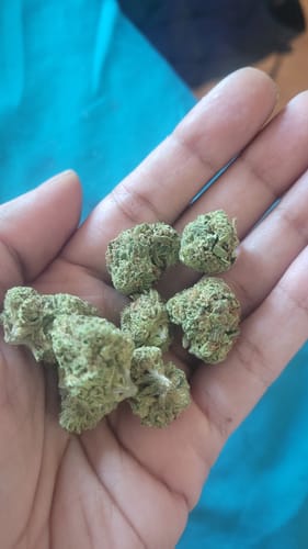 Customer photo review of Raspberry Kush - 28 Grams (Indica)