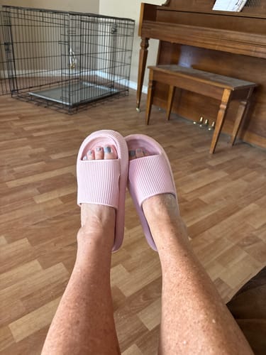 Customer photo review of Cloud Slides - Original