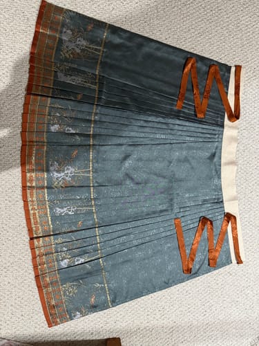 Customer photo review of Tihong Haitang 剔红海棠 Picking Red Begonias Ming Dynasty Round Collar Jacket & Mamian Winter Set