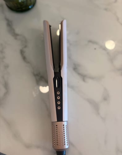 Customer photo review of Breeze Blade - Ionic Air Styler