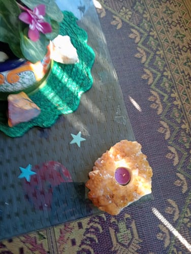 Customer photo review of Citrine Cluster ~ Tealight Candle Holder