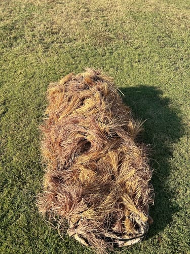 Customer photo review of Hunting Blind Raffia Grass (Individual)