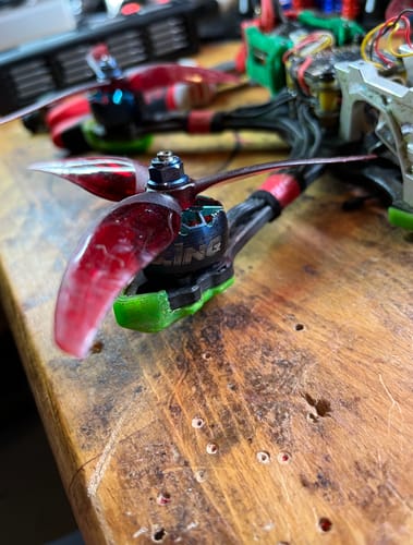 Customer photo review of Gemfan PROXY 5127.5