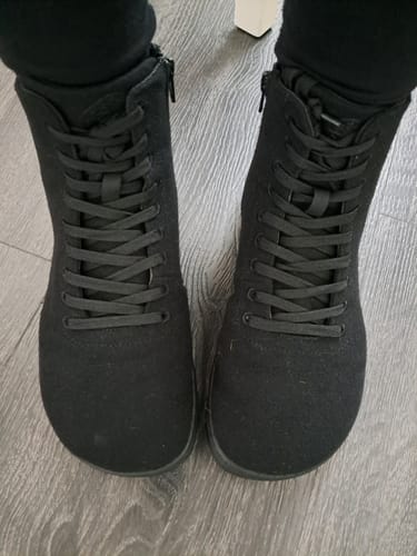 Customer photo review of Vaistoa Tunto 2 -paljasjalkatennarit