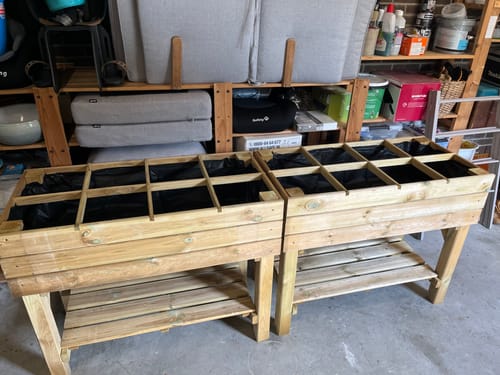 Customer photo review of Verhoogde houten Kruidenbak 50 x 100 x 80 cm