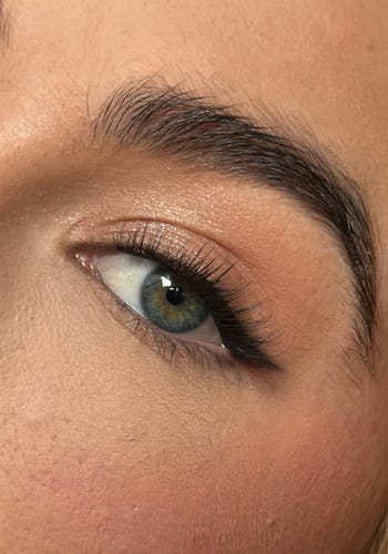 Customer photo review of 7 Day Lashes in 60 Seconds