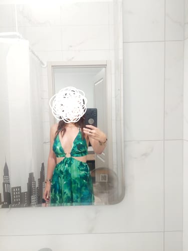 Customer photo review of Cut out σμαραγδί φόρεμα