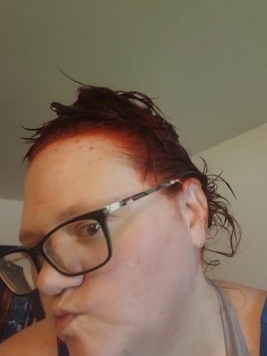 Customer photo review of Instant Dye Shampoo