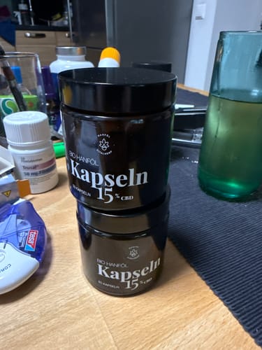 Customer photo review of CBD Kapseln 15% mit Bio-Hanföl