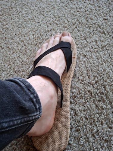 Customer photo review of Japanese Style Linen Sandals