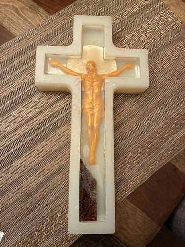 Customer photo review of 6.7x5.6x0.6" Jesus Corpus Silicone Mold