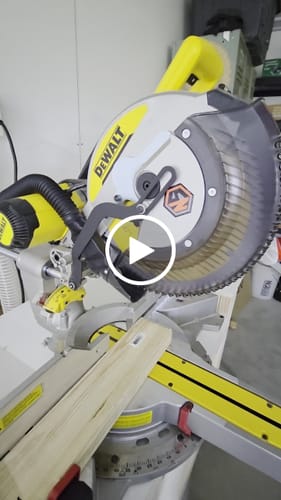 Customer video review of DeWalt DWS779/780 Sliding Miter Saw Dust Collection