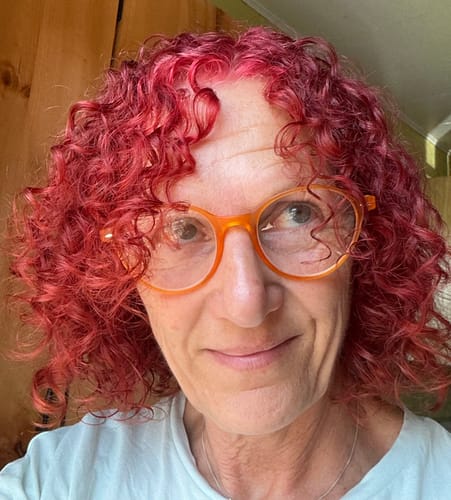 Customer photo review of Instant Dye Shampoo