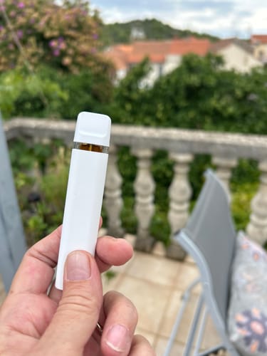 Customer photo review of HHZ Vape Pen 95% - Blueberry