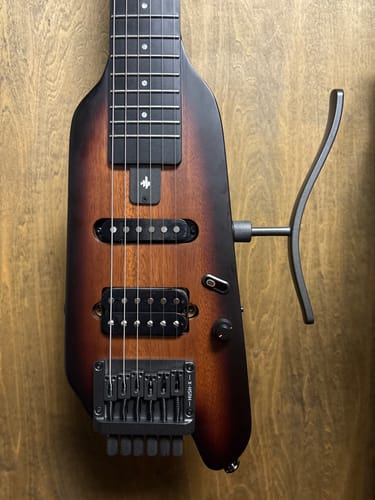 Customer photo review of Donner HUSH™ X エレキギター