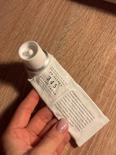 Eva Z. review of Nomierinošs krēms ar resveratrolu Dr. Althea 345 Relief Cream image 1 out of 1