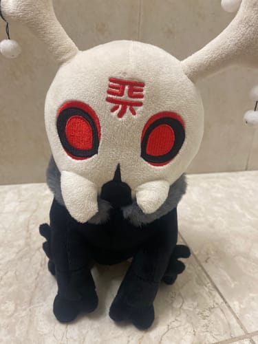 Customer photo review of Rain World - Scavenger Chieftain Plush