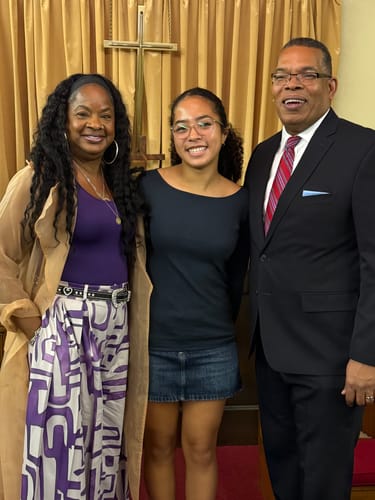 Delores G. review of Long Sleeves Loose Buttoned Flower Print Lapel Maxi Dresses Shirt Dress image 1 out of 1