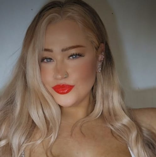 Customer photo review of Face Framing Layers / Clip In Extensions / Human Hair / 14 inches / 15 grams