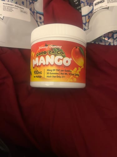 Customer photo review of Yummy Gummy - 900MG - Mango D9 Gummies (Hybrid)