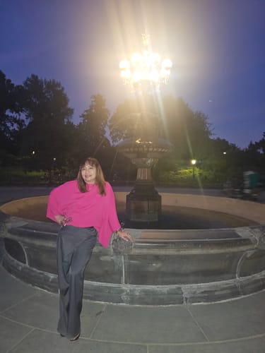 Geraldine S. review of High Waisted Loose Asymmetric Solid Color Split-Joint Suit Pants Trousers image 1 out of 1