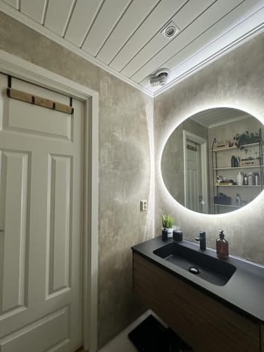 Kundeanmeldelse med bilde av Premium Limewash beige kontaktplast