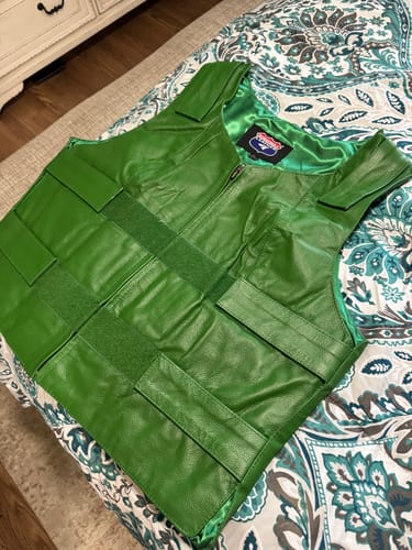 Customer photo review of HL14945Green WOMEN Bulletproof Style Leather vest designs for Bikers Clubs