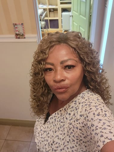 Customer photo review of Sensationnel Dashly HD Lace Front Wig - LACE UNIT 47