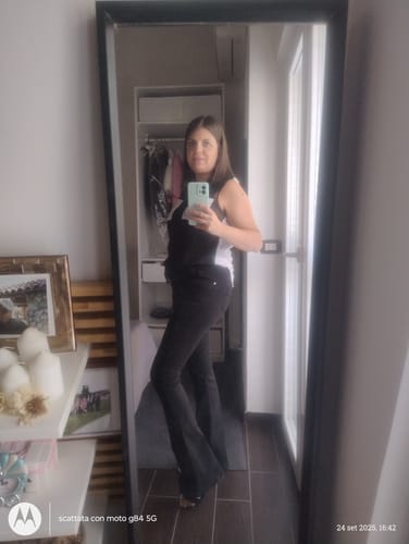 Customer photo review of Jeans a zampa push-up - nero