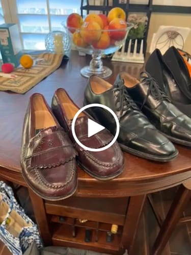 Customer video review of Secondhand Mixed Gender Formal Shoes
