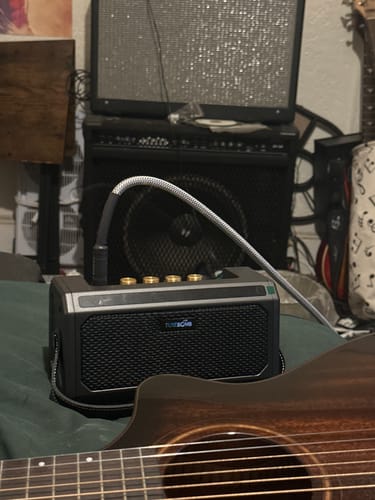 Customer photo review of TuneBomb 10W Portable, Rechargeable Practice Mini Amp – For Guitar & Bass
