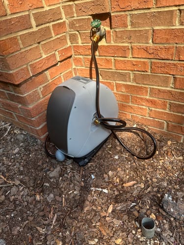 Customer photo review of Ground-Mounted Retractable Hose Reel 82ft-130ft