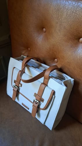 Customer photo review of Olivia's Classic PU Leather Handbag for 13-15.6 Inch Laptop Tote