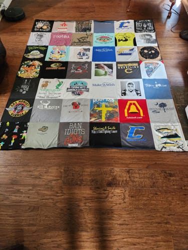 Customer photo review of Premium T Shirt Quilt