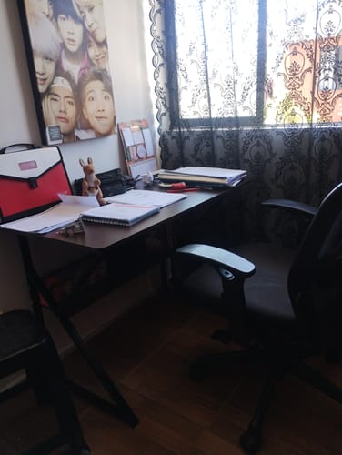 Customer photo review of Mesa Escritorio de Metal Moderna Compacta y Resistente