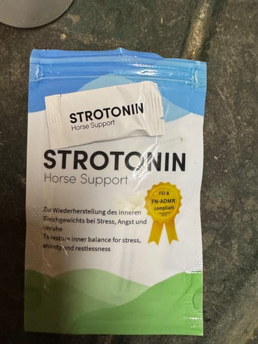 Customer photo review of Strotonin Horse Support