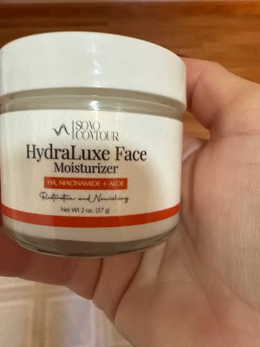 Customer photo review of Hydraluxe Face Moisturizer
