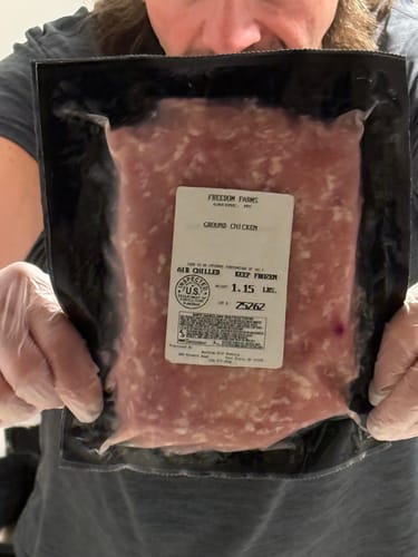 Customer photo review of GROUND CHICKEN (10lbs)