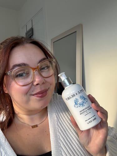 Customer photo review of California - Body Lotion - 300ml/10.1 fl oz