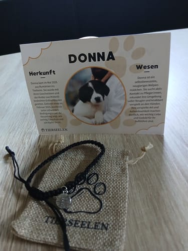 Customer photo review of Geflochtenes Armband - Schwarz