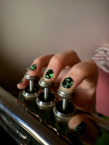 Customer photo review of Science Experiment | Glow in the dark Nail Polish Wrap