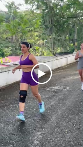 Customer video review of Asics Gel Nimbus 27 Mujer Stillwater Cream