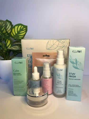 Customer photo review of Stay Fresh Moisturizer Controls Oil and Brightens