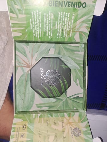 Customer photo review of Collar Flor de Loto