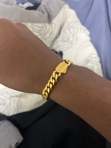 Customer photo review of Cuban Bracelet (Gold) 8mm