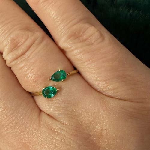 Customer photo review of Green Onyx Teardrop Ring (Gold)